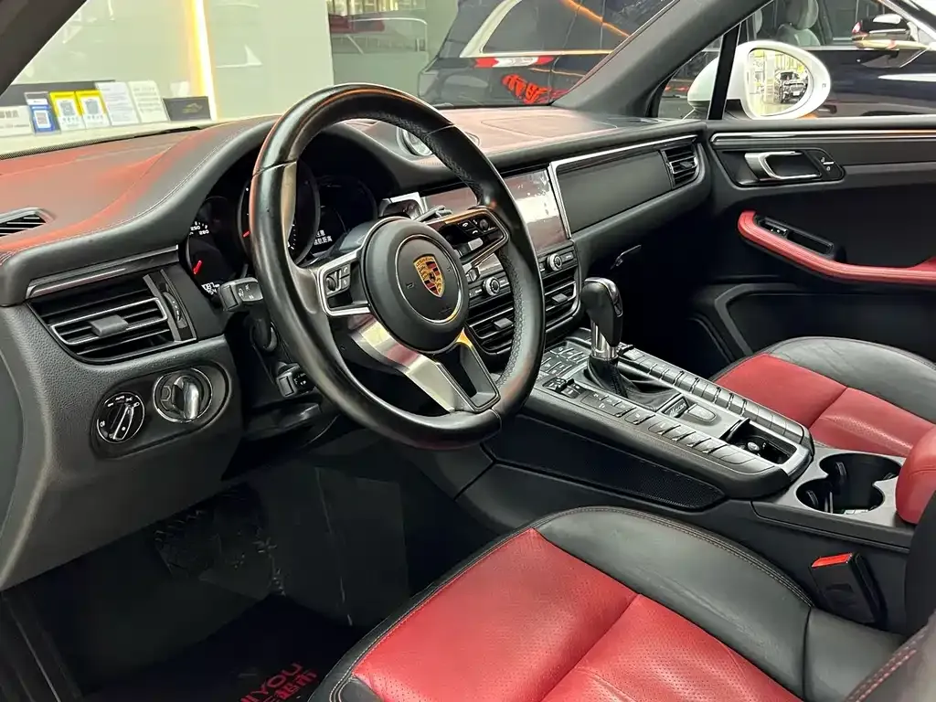 Porsche Macan 2021 из CN, фото 4