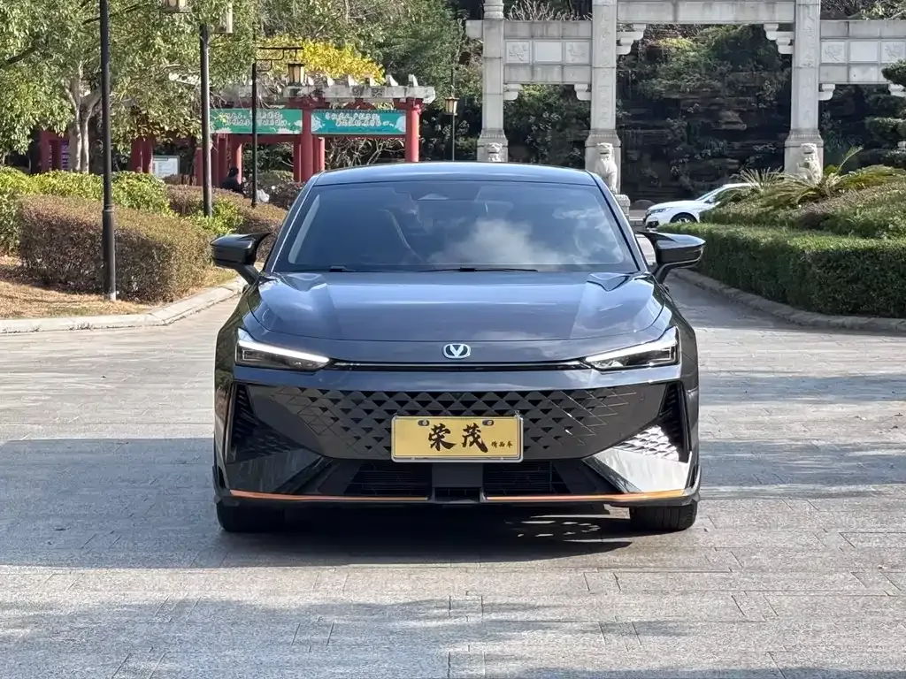 Changan UNI-V 2024 из CN, фото 2