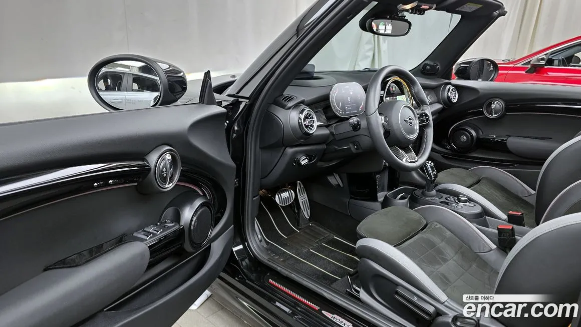 Mini Cooper Convertible — фото 10