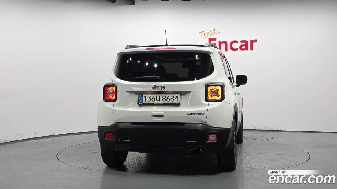 Jeep Renegade 2022 из KR, фото 3