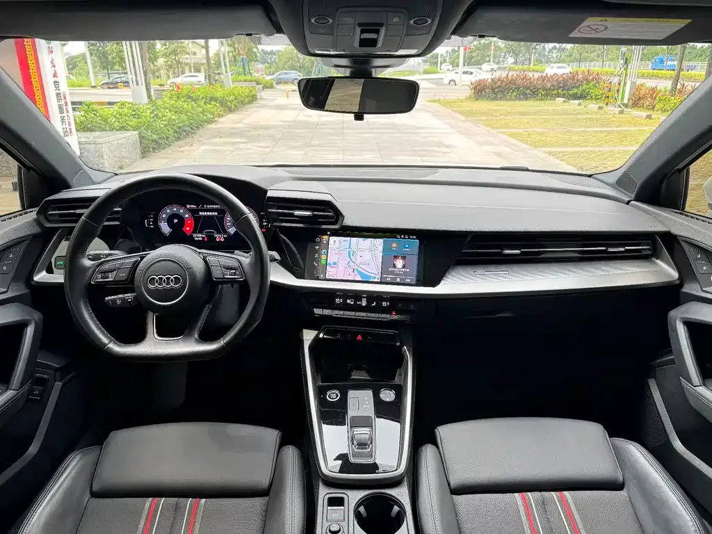 Audi A3 2024 из CN, фото 8