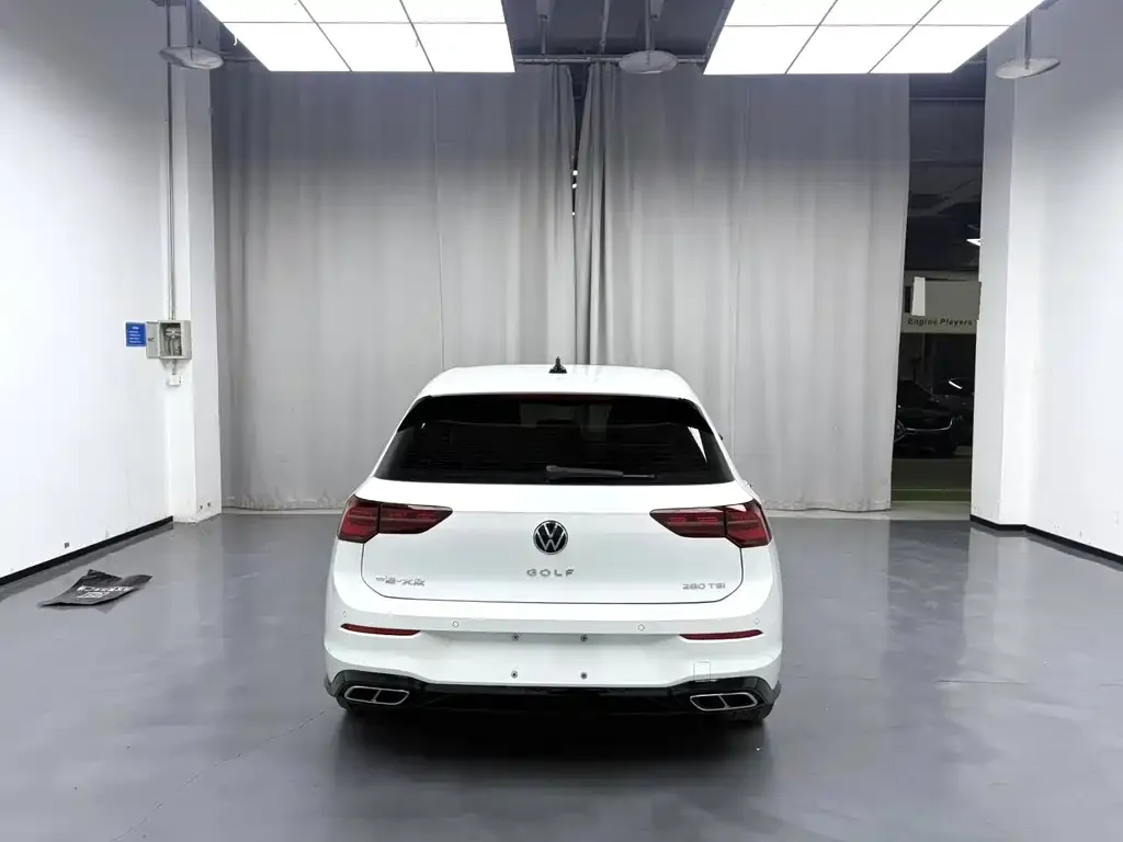 Volkswagen Golf 2022 из CN, фото 3