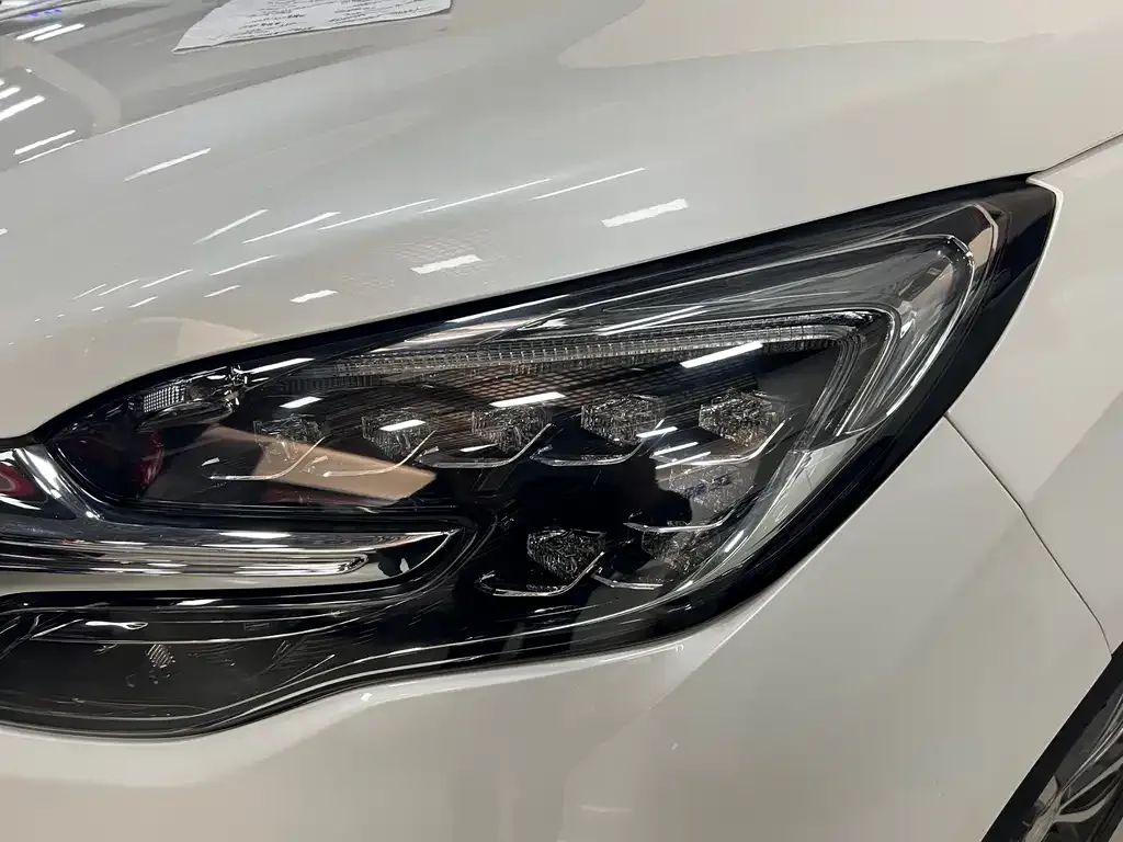 Buick GL8 2022 из CN, фото 9