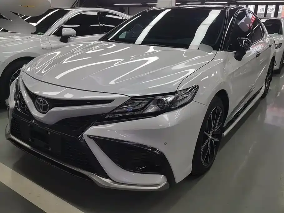 Toyota Camry 2022 из CN, фото 1