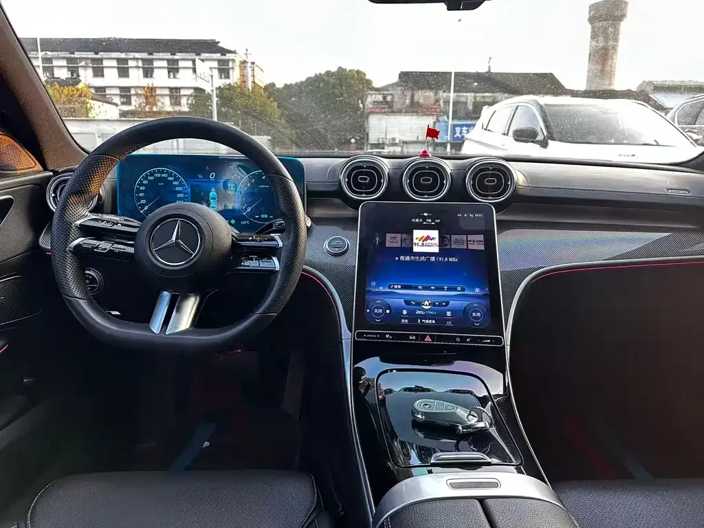 Mercedes-Benz C-Class — фото 10