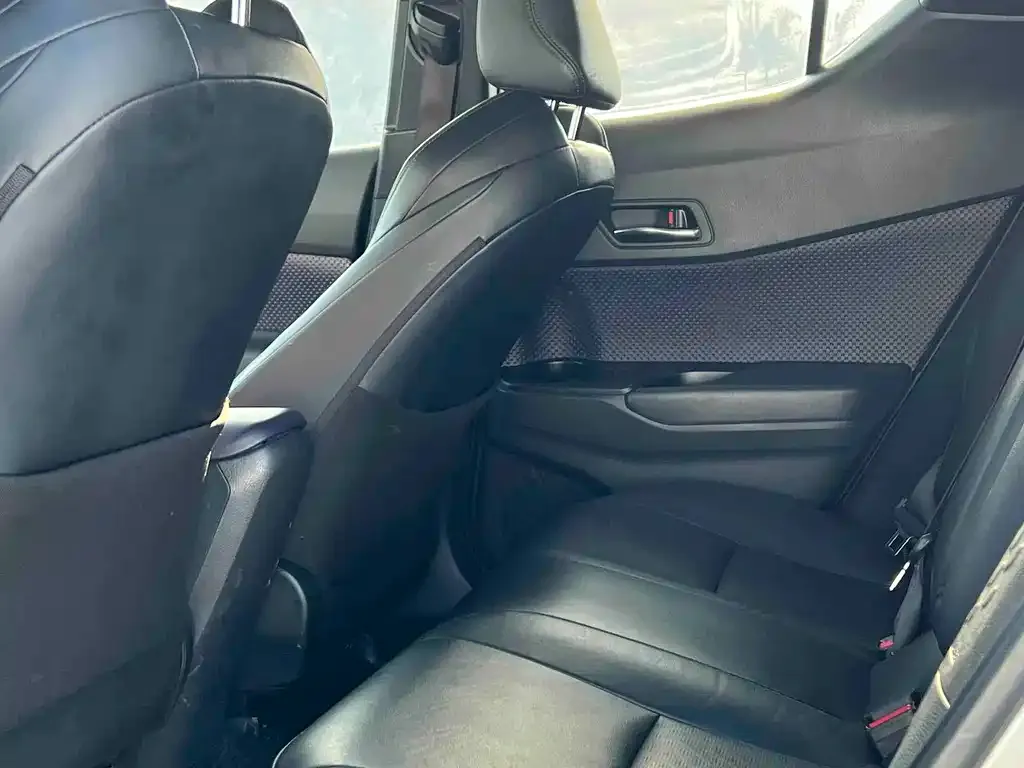 Toyota IZOA 2021 из CN, фото 6