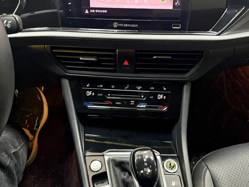 Volkswagen Sagitar 2022 из CN, фото 8