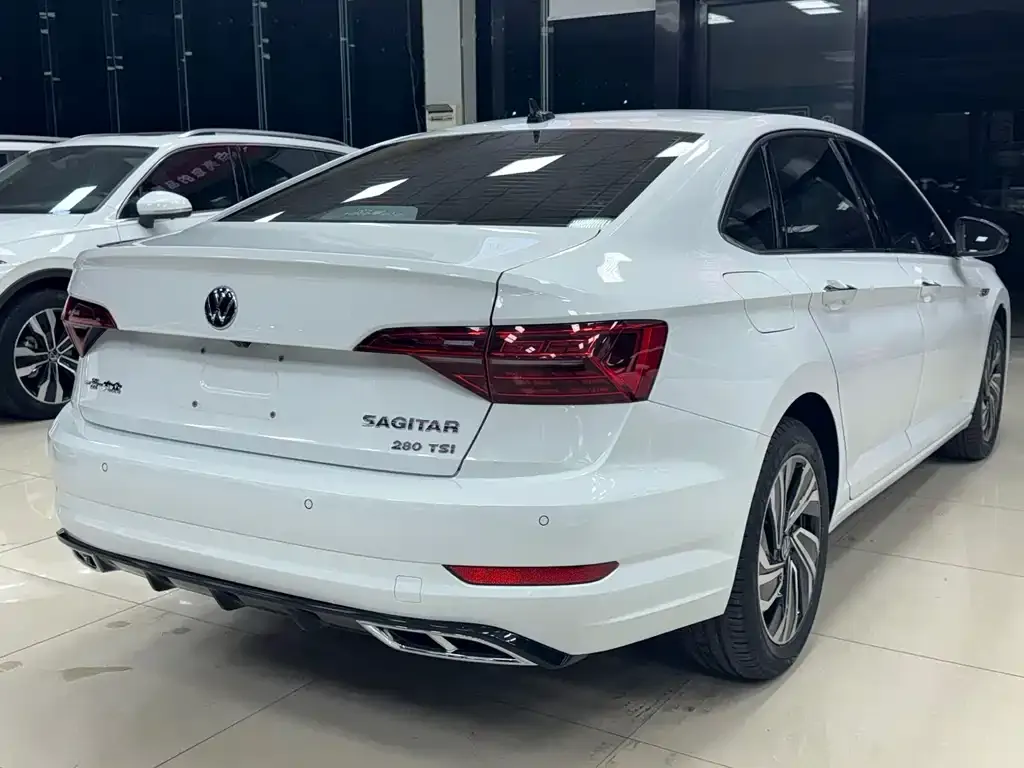 Volkswagen Sagitar 2022 из CN, фото 3