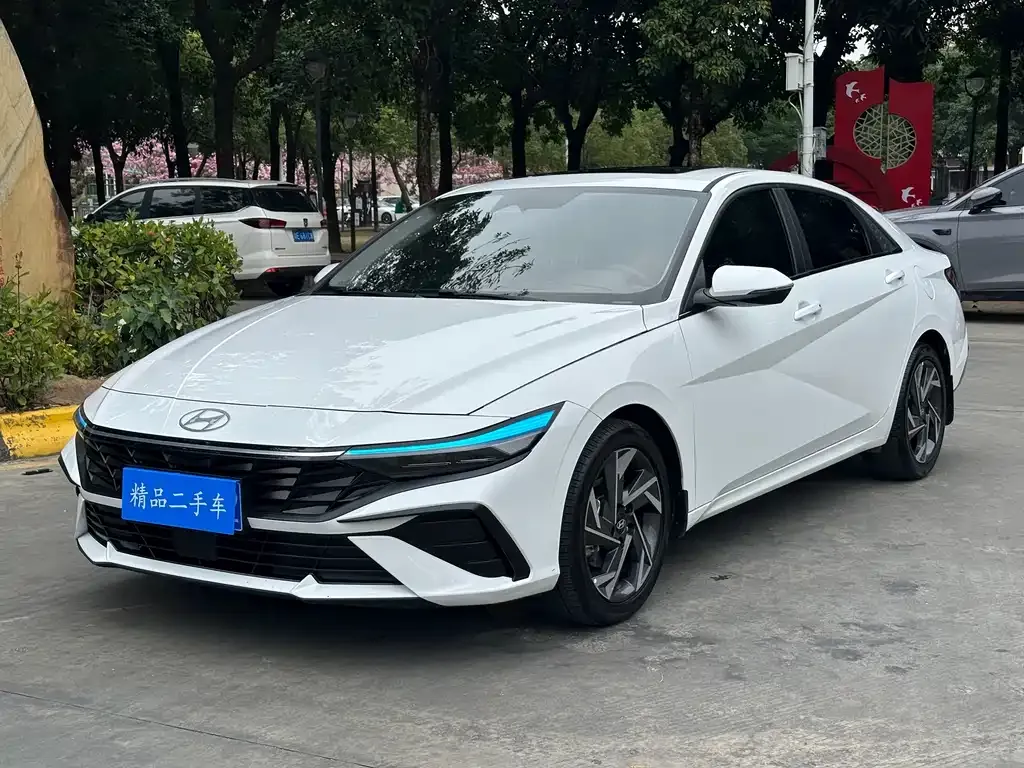 Hyundai Elantra 2024 из CN, фото 1
