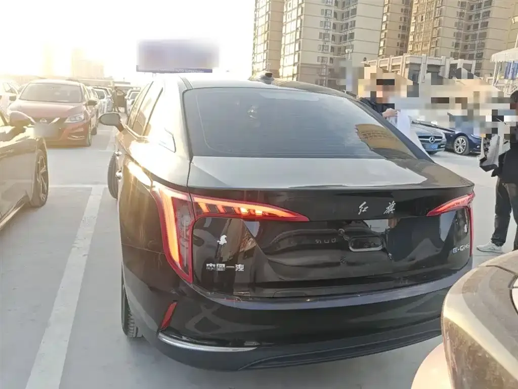 Hongqi E-QM5 2023 из CN, фото 7