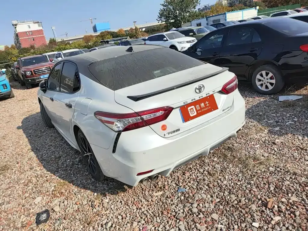 Toyota Camry 2023 из CN, фото 4