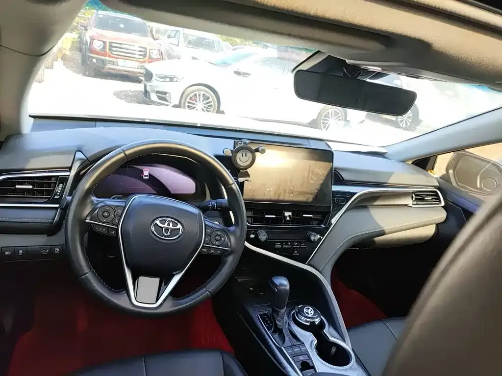 Toyota Camry 2023 из CN, фото 7