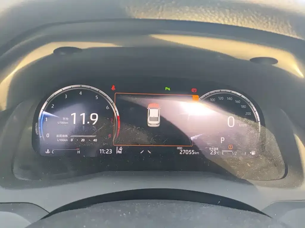 Toyota Camry 2023 из CN, фото 8