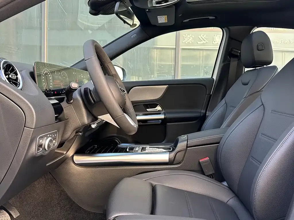 Mercedes-Benz GLA 2026 из CN, фото 4