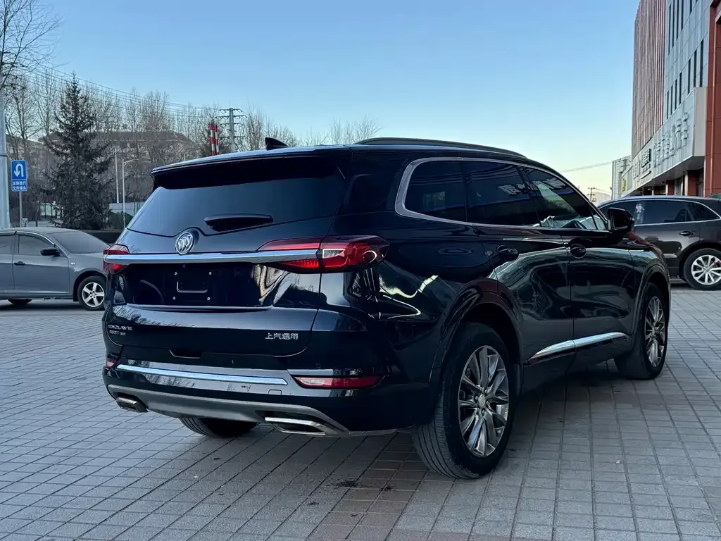Buick Enclave — фото 5
