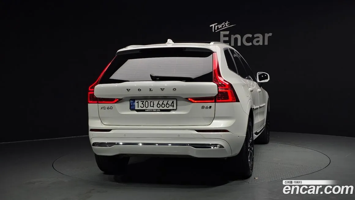Volvo XC60 2024 из KR, фото 4
