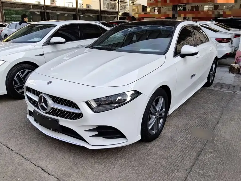 Mercedes-Benz A-Class 2021 из CN, фото 1