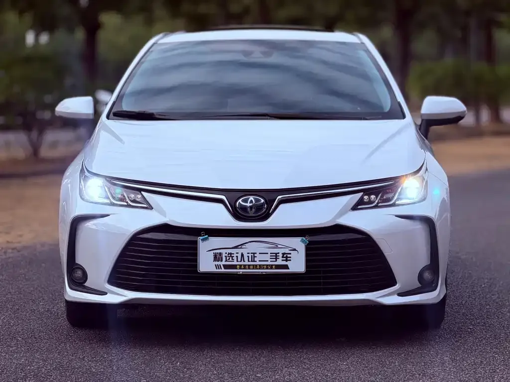 Toyota Corolla 2022 из CN, фото 10