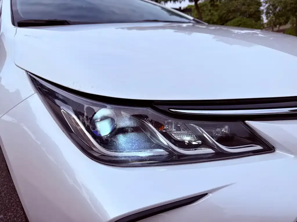 Toyota Corolla 2022 из CN, фото 2