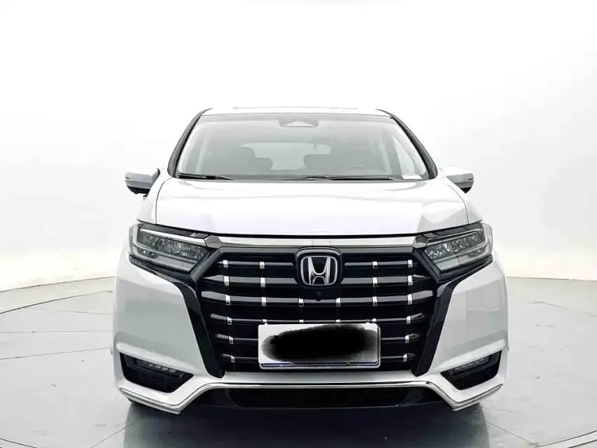 Honda Elysion 2023 из CN, фото 4