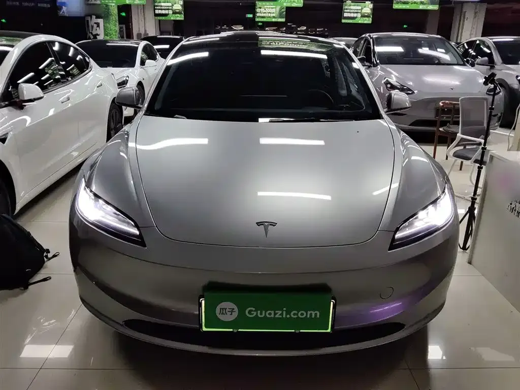 Tesla Model 3 2025 из CN, фото 9