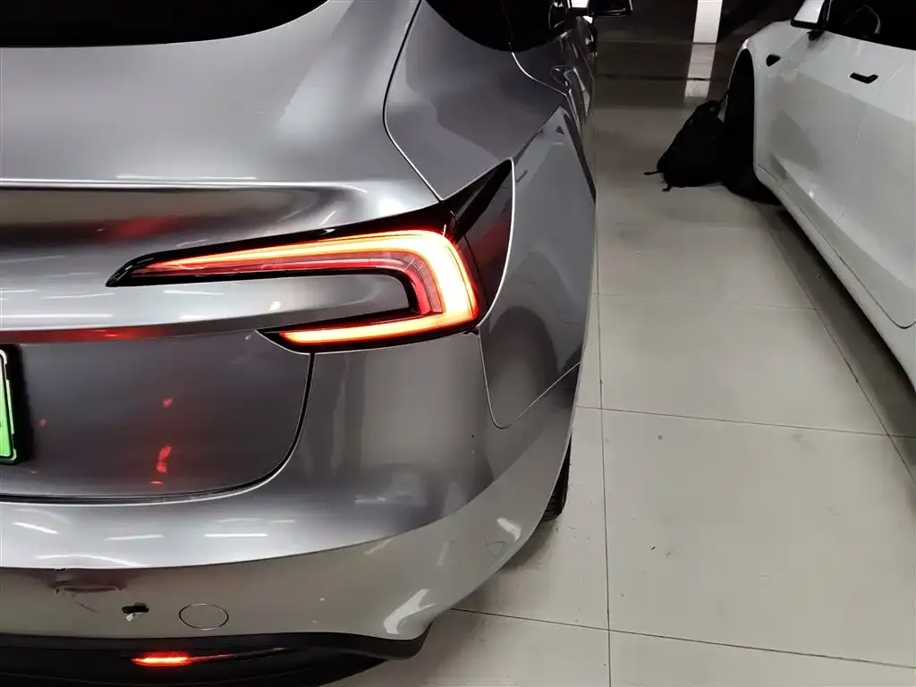 Tesla Model 3 2025 из CN, фото 6