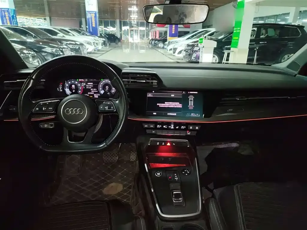 Audi A3 2022 из CN, фото 10