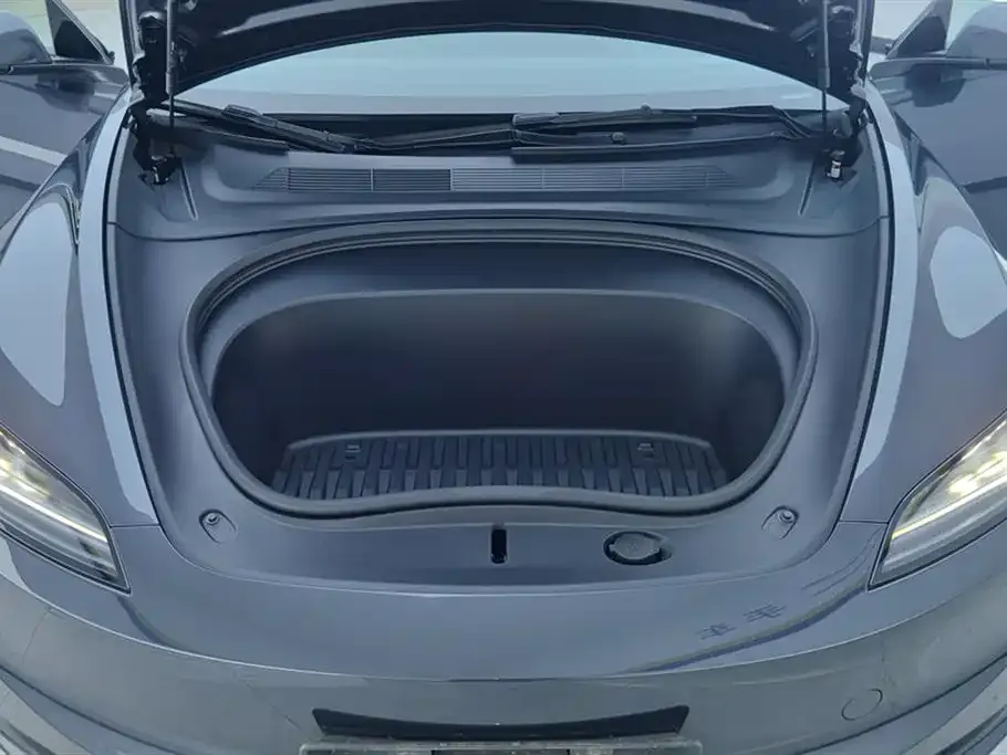 Tesla Model 3 2025 из CN, фото 9