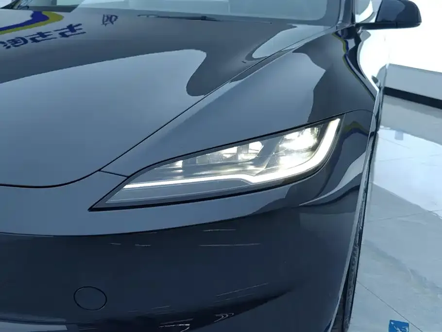 Tesla Model 3 2025 из CN, фото 5