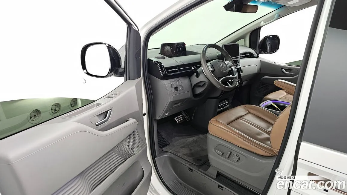 Hyundai Staria — фото 9