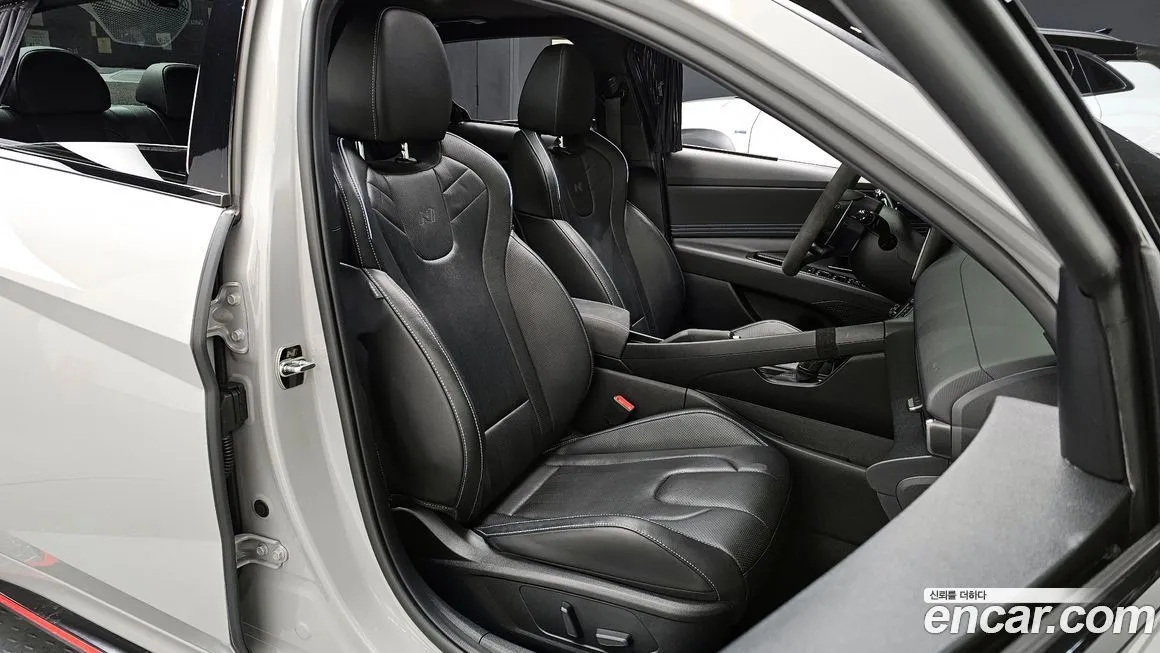 Hyundai AVANTE — фото 6