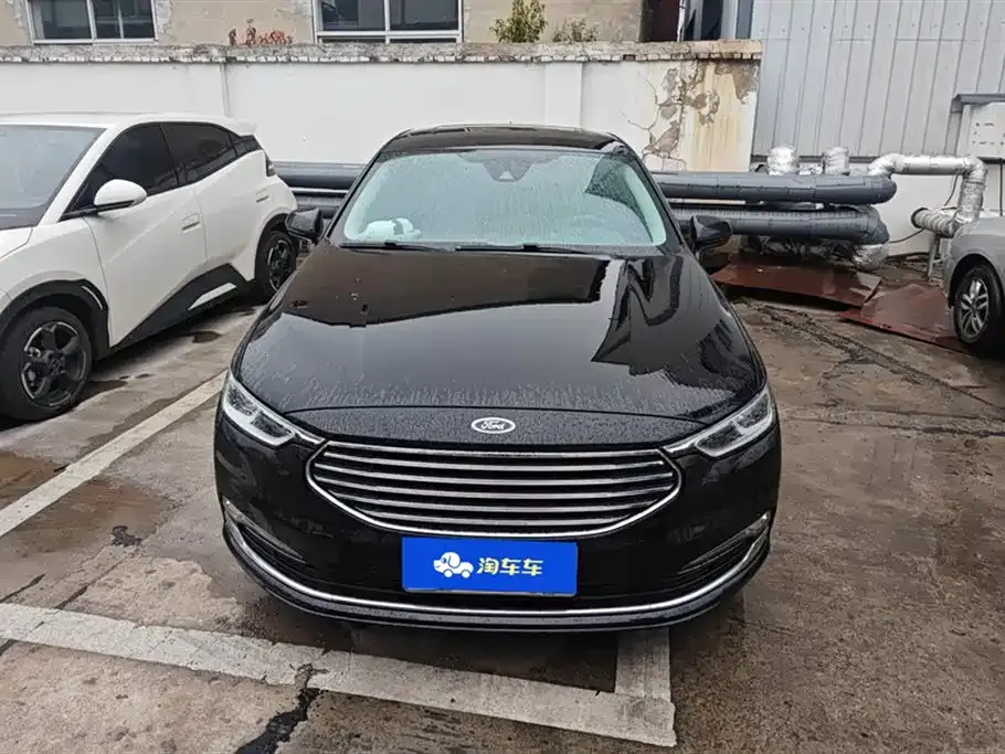 Ford Taurus 2022 из CN, фото 3