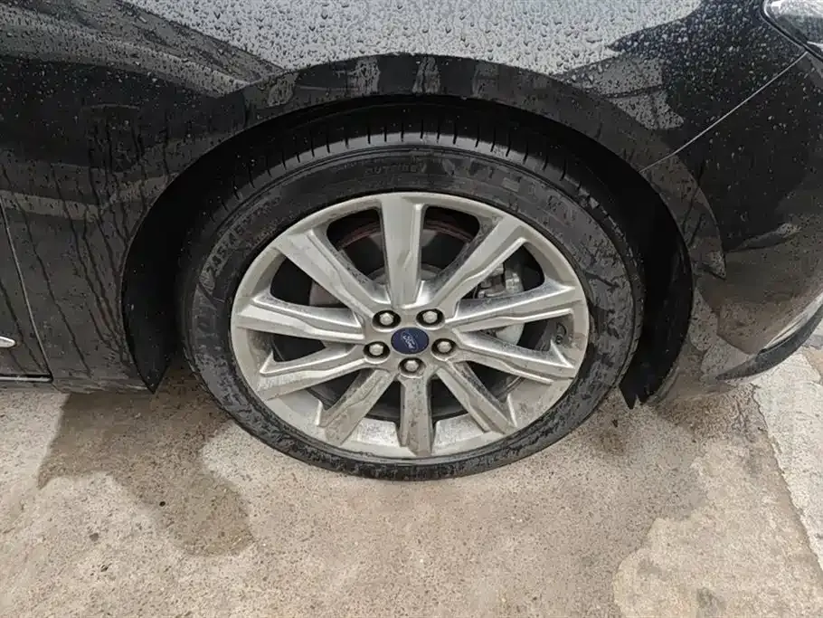 Ford Taurus 2022 из CN, фото 10
