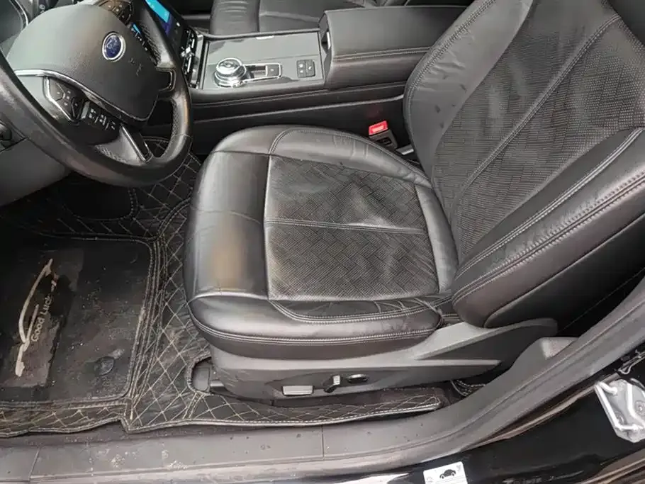 Ford Taurus 2022 из CN, фото 4