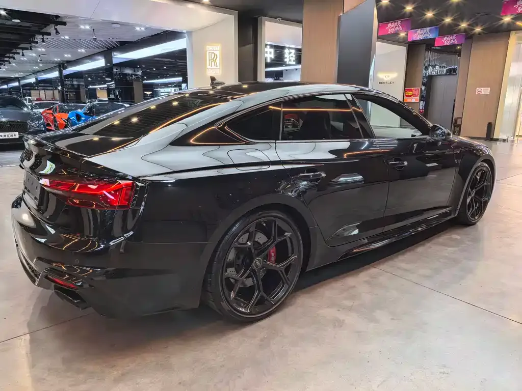 Audi RS 5 2024 из CN, фото 4