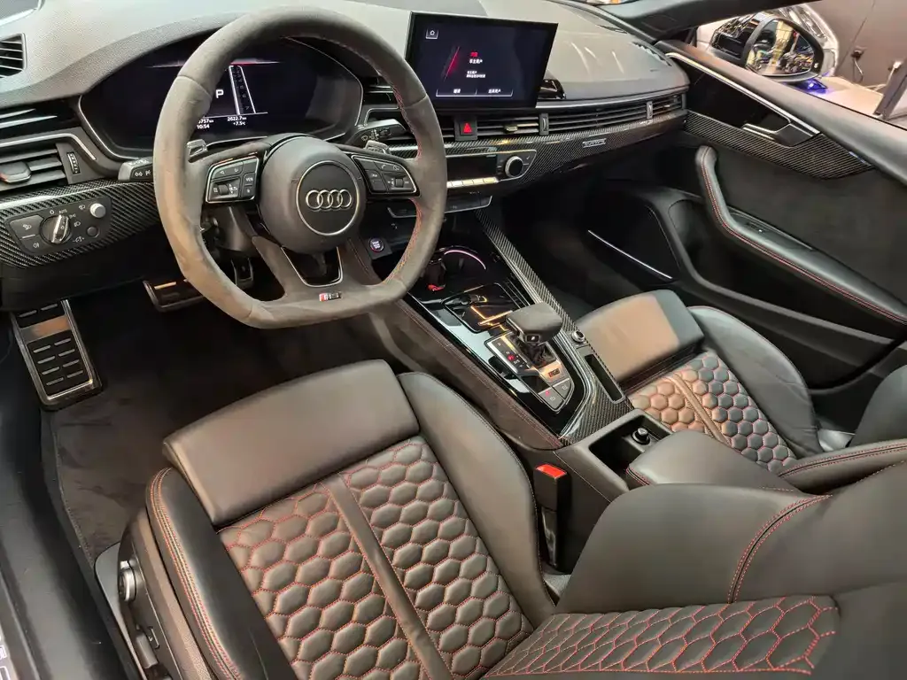 Audi RS 5 2024 из CN, фото 6