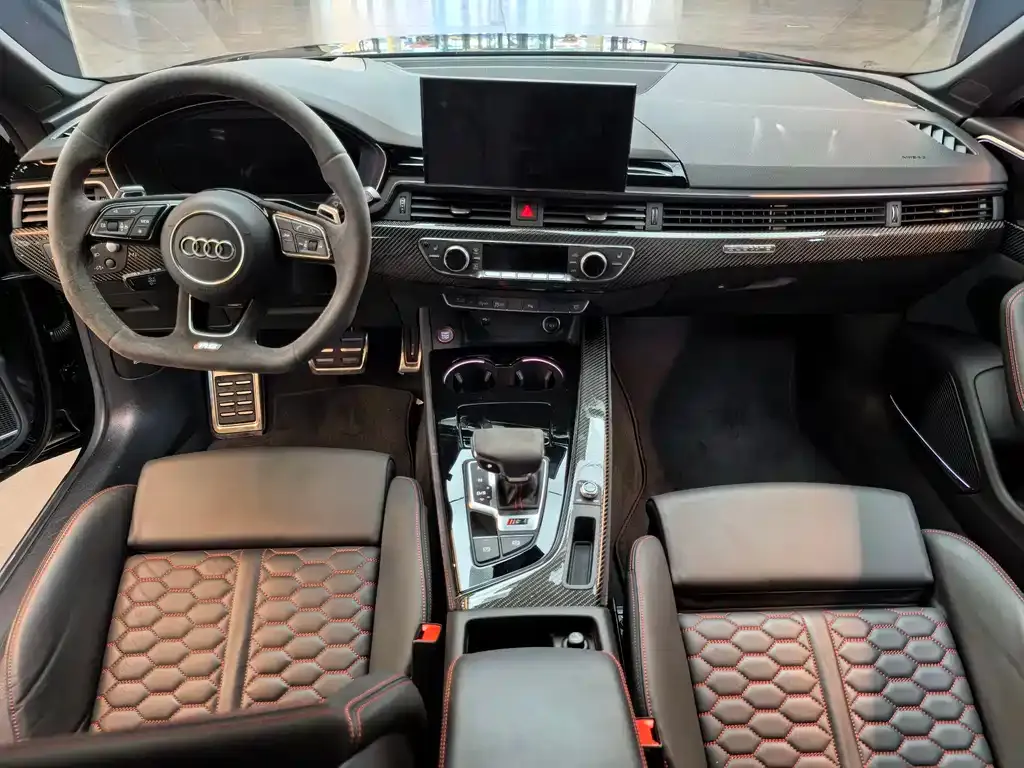 Audi RS 5 2024 из CN, фото 3