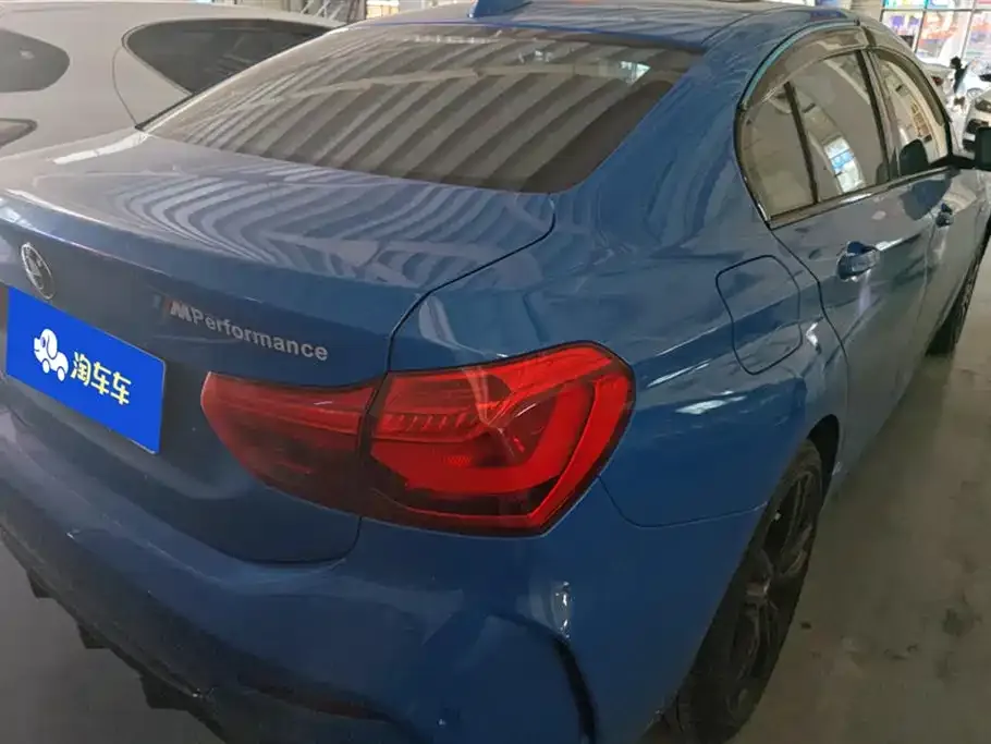 BMW 1 Series 2021 из CN, фото 9