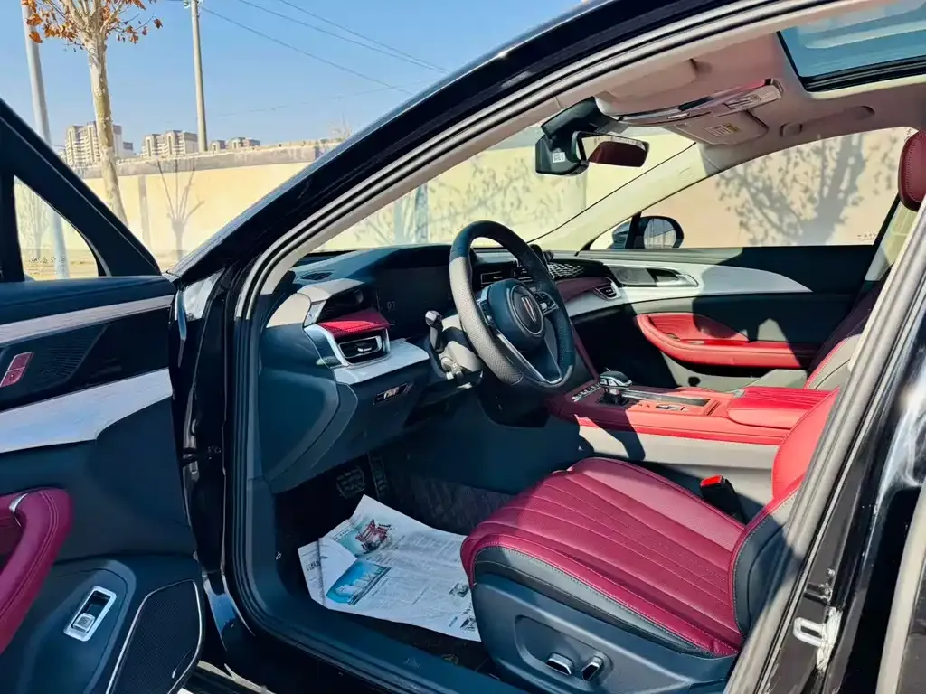 Hongqi H5 2025 из CN, фото 4