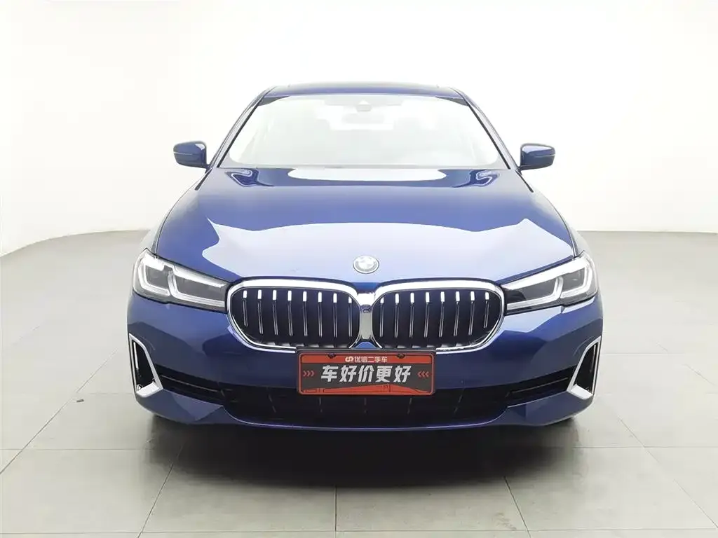 BMW 5 Series — фото 2