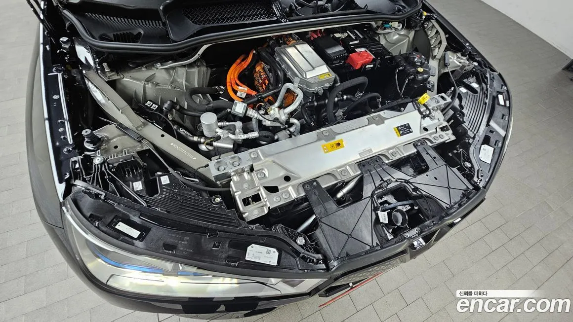 BMW iX — фото 10