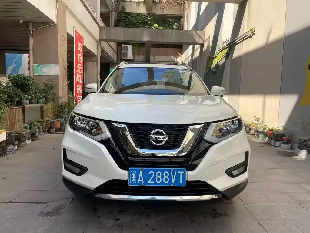 Nissan X-Trail — фото 5