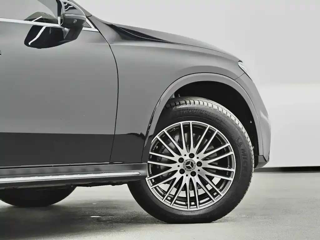 Mercedes-Benz GLC — фото 6