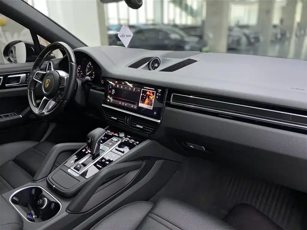 Porsche Cayenne Hybrid 2021 из CN, фото 8