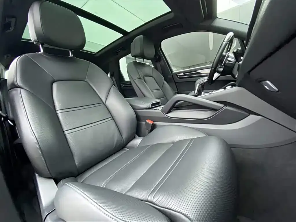 Porsche Cayenne Hybrid 2021 из CN, фото 10