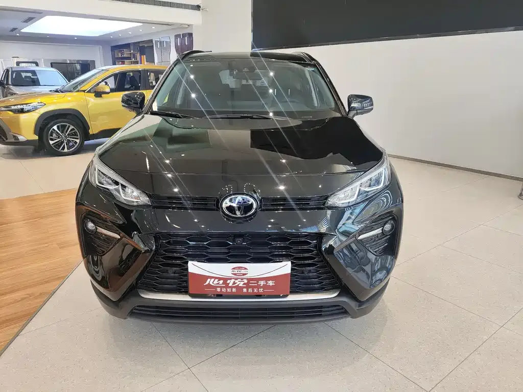 Toyota Wildlander 2023 из CN, фото 3