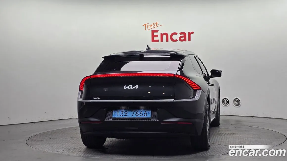 Kia EV6 — фото 4