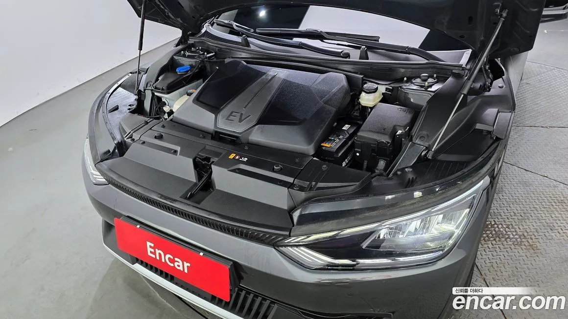 Kia EV6 — фото 6