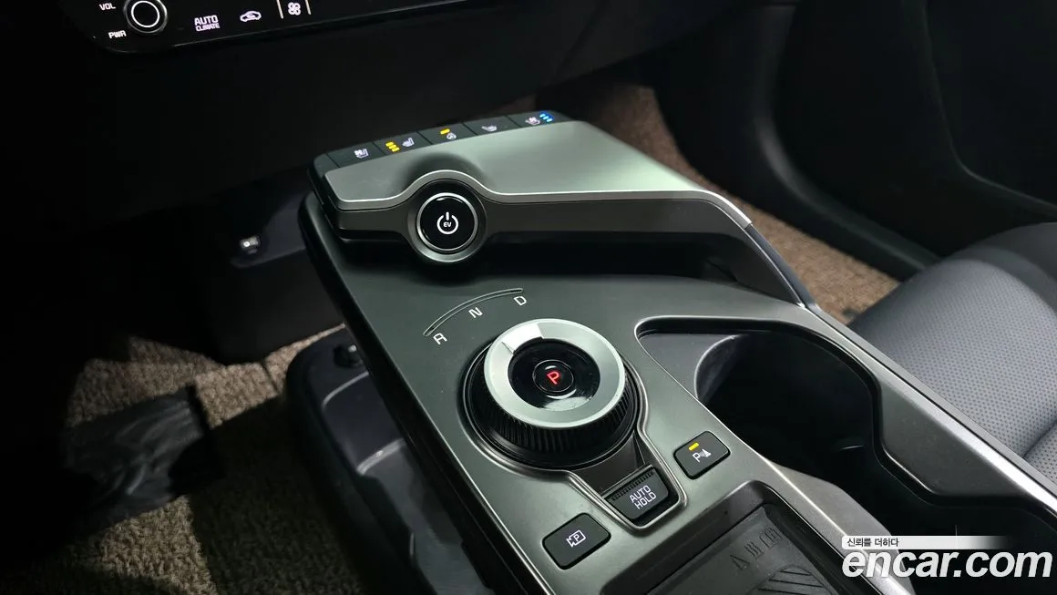 Kia EV6 — фото 9