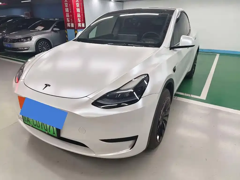 Tesla Model Y — фото 7